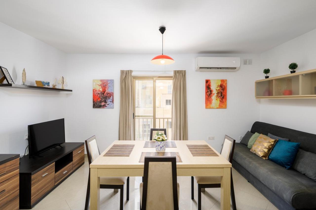 Hilltop Apartments - Stylish Comfort Living Close To The Sea, Bugibba St. Paul's Bay Exterior foto